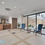 Vandrerhjem Livensa Living *