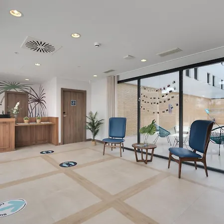 Hotel Livensa Living *